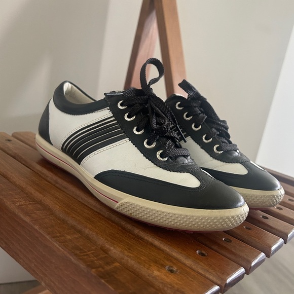 ECCO Women’s Hybrid Sneaker-Sport Shoe Size 37 (W 6.5-7) - Picture 3 of 11